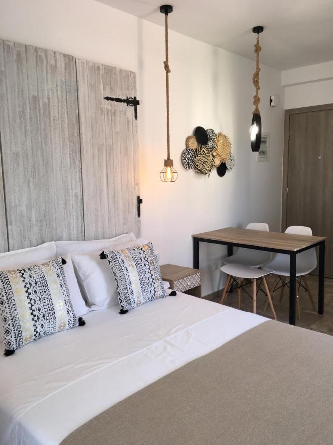 Anastasia Luxury Suites 2 Толон Екстериор снимка