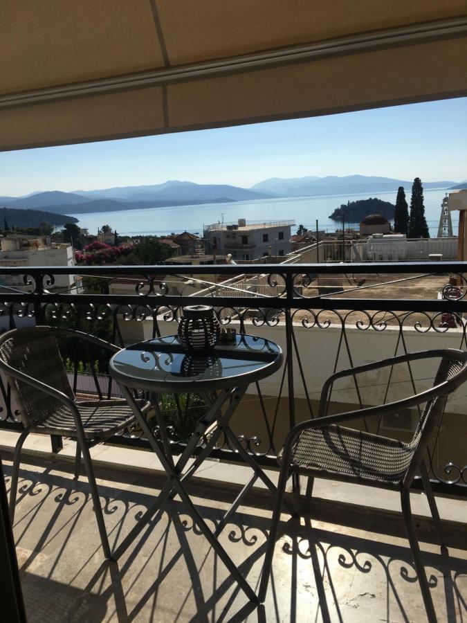 Anastasia Luxury Suites 2 Толон Екстериор снимка